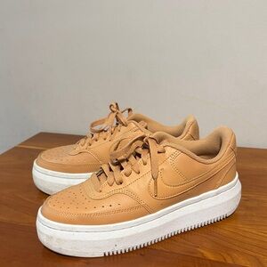Nike Women's Tan Sneakers
